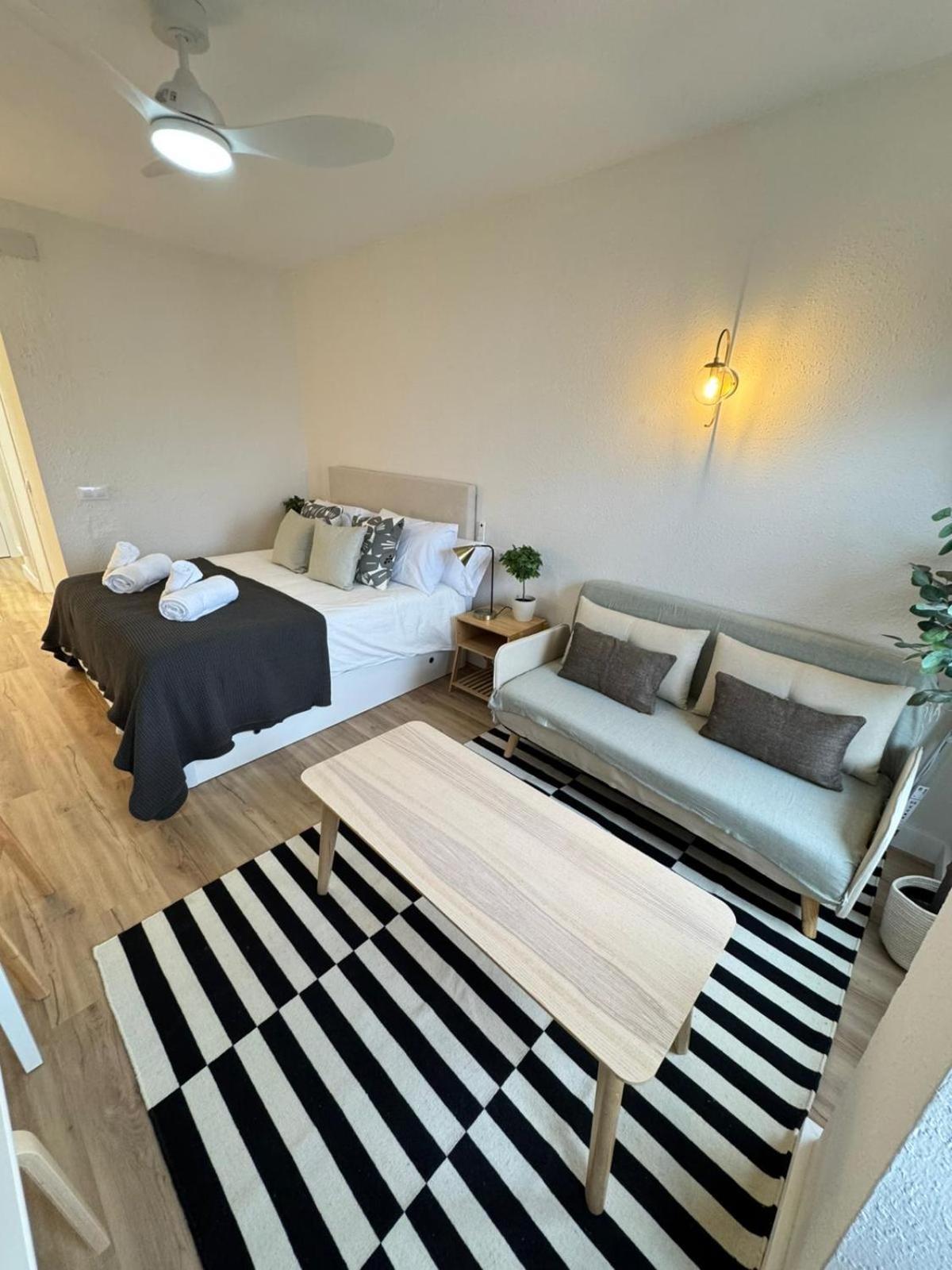 Triana Confort Sevilla ภายนอก รูปภาพ